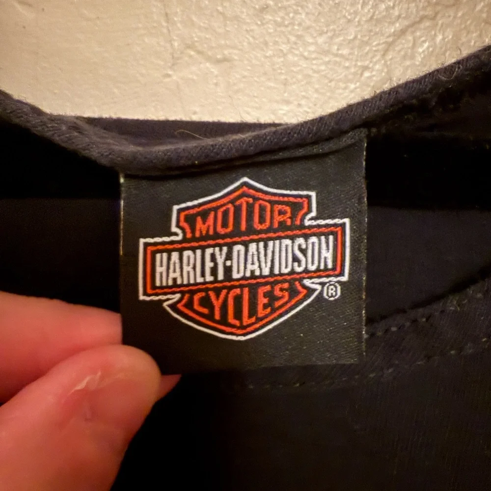 Harley-Davidson Black and Gold Skull Tank Top - Picture 4 of 5